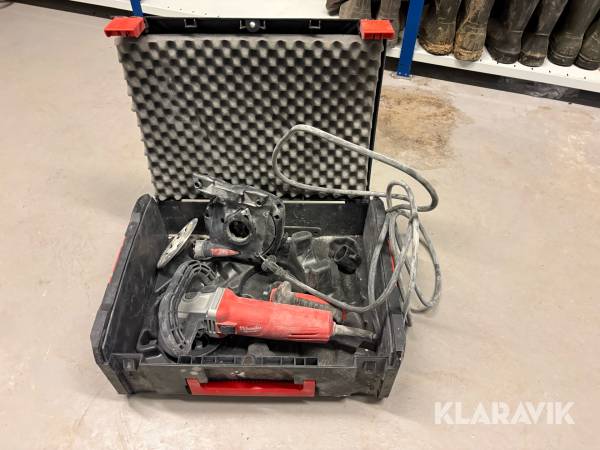 Betonsliber Milwaukee AGV 12-125 X 125 mm med støvskærm og tilbehør