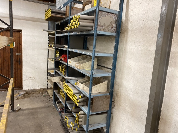 Ruller for transportbånd