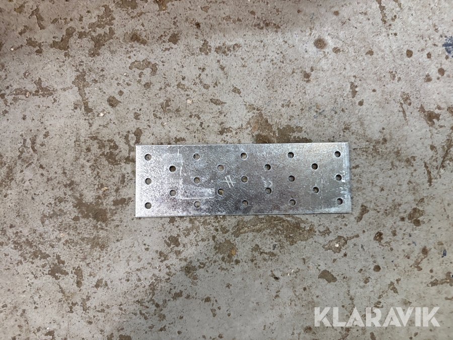 Beslag cirka 7000 styk