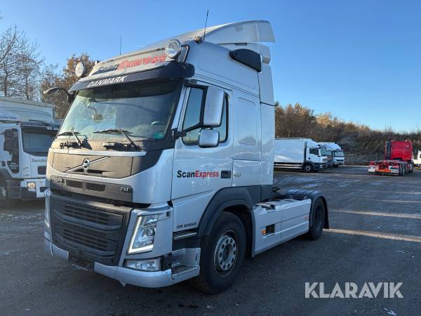 Trækker Volvo FM-410