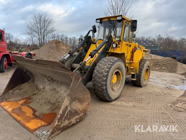 Gummiged Volvo BM L90