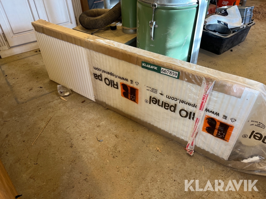 Radiator Rio Panel 200cm, Egedal, Klaravik auktioner