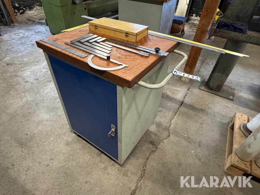 Arbejdsbord med vinkler