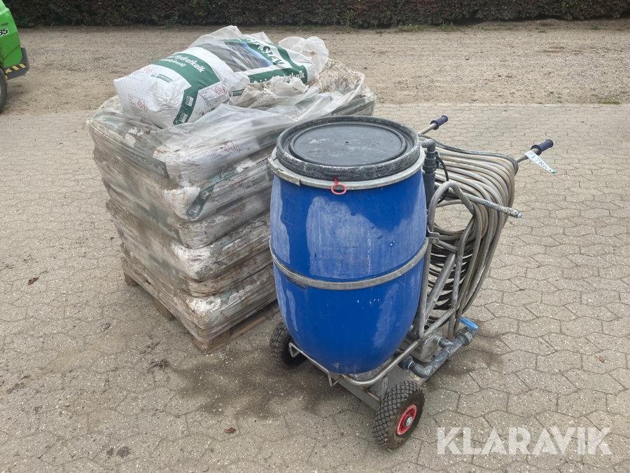 Sprøjtevogn til desinfektion