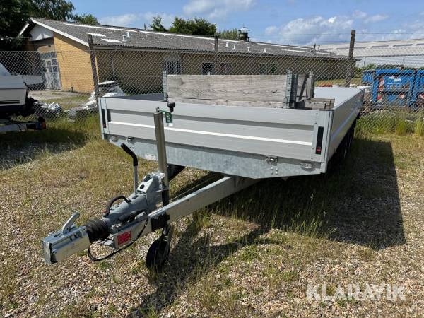 Trailer Agados Dona32 D322CAB