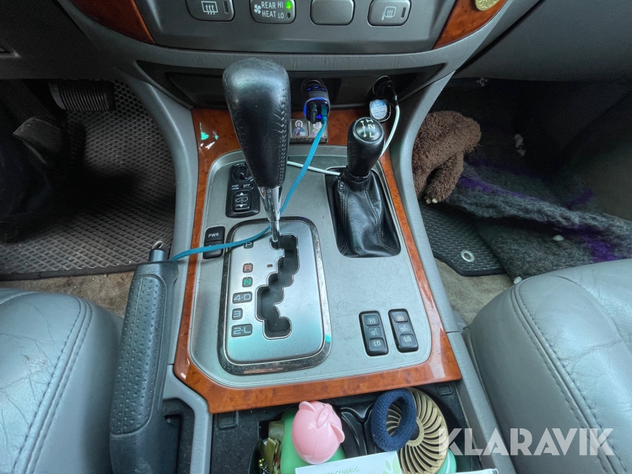 Toyota Land Cruiser V8