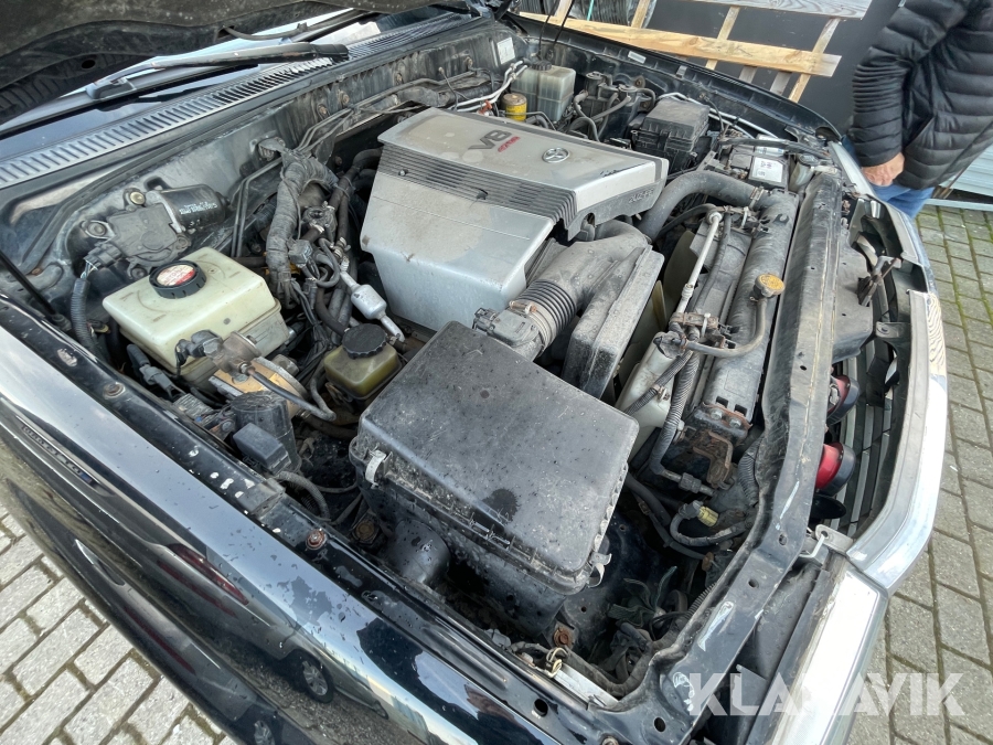 Toyota Land Cruiser V8