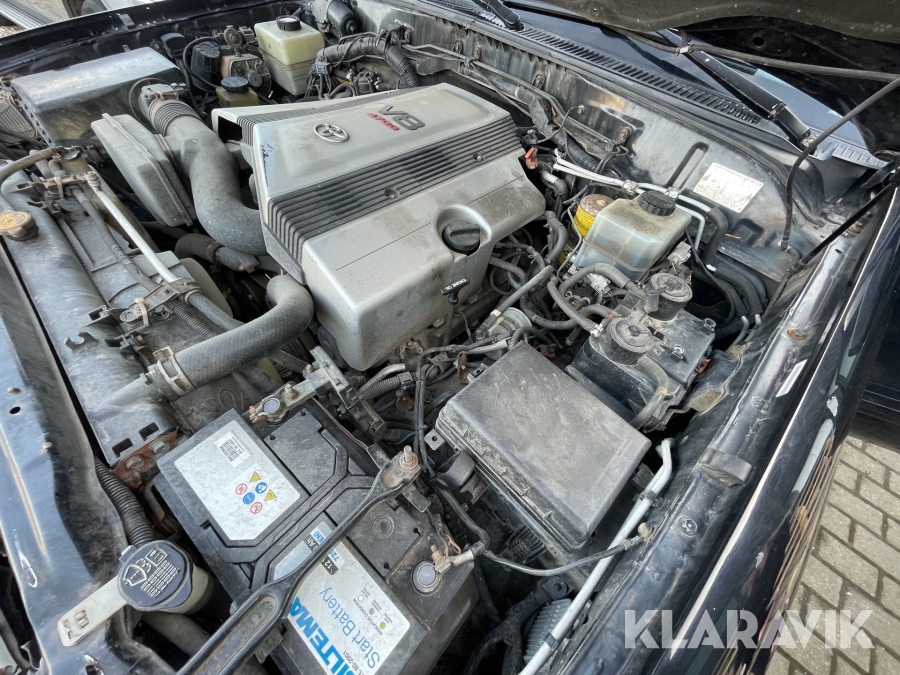 Toyota Land Cruiser V8
