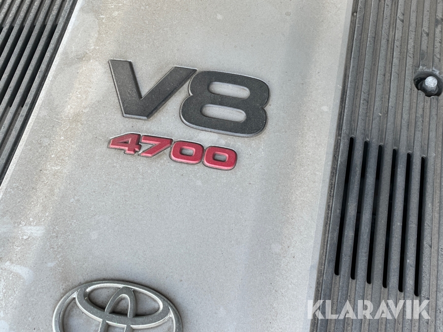 Toyota Land Cruiser V8