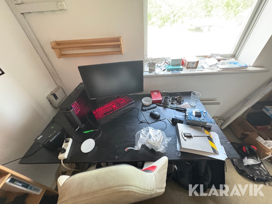 Kontor / køkken