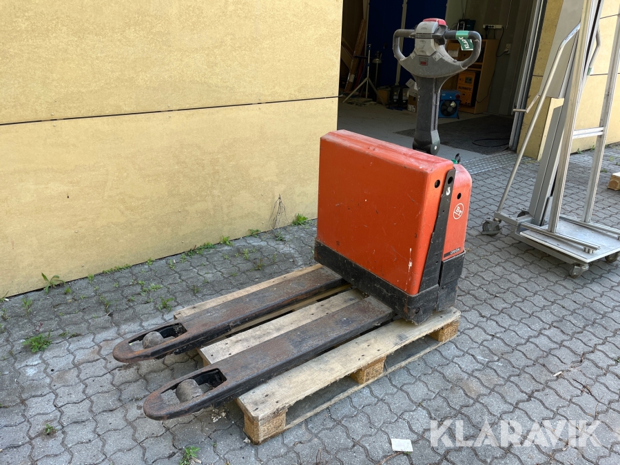 El stabler Toyota Orion, Næstved, Klaravik auktioner