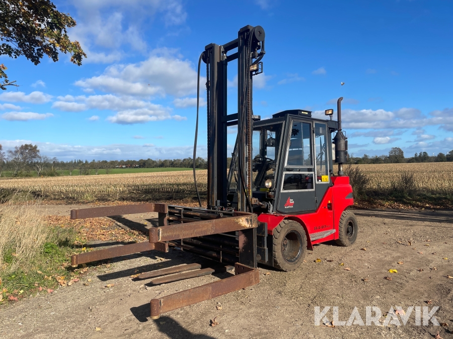 Truck Dantruck 8440DG med gaffelklemme