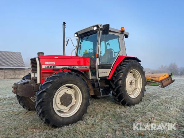 Traktor Massey Ferguson 3095 4WD
