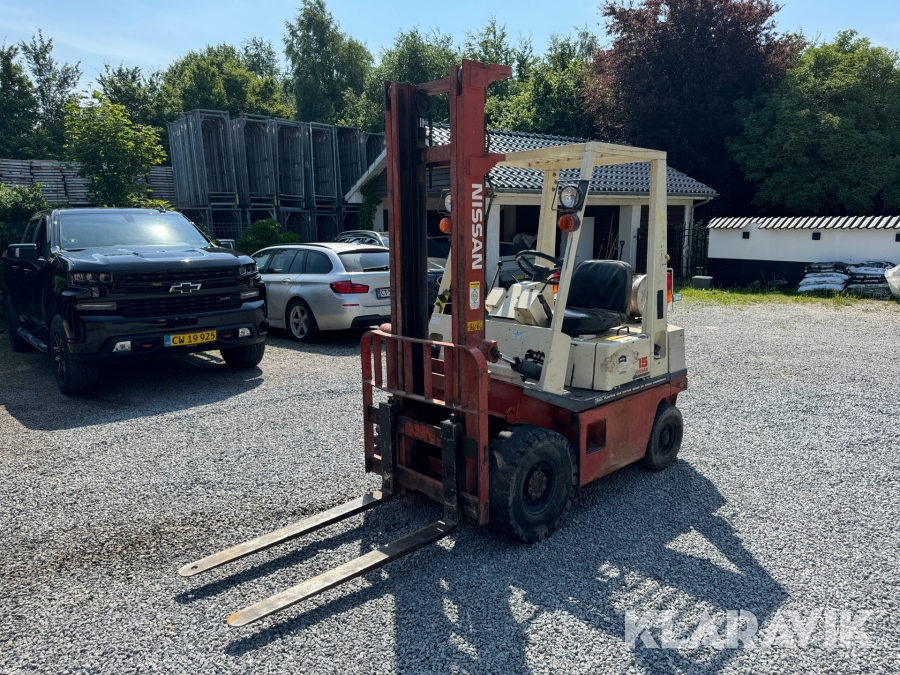 Gaffeltruck Nissan 97ZH01A15 Egedal Klaravik auktioner