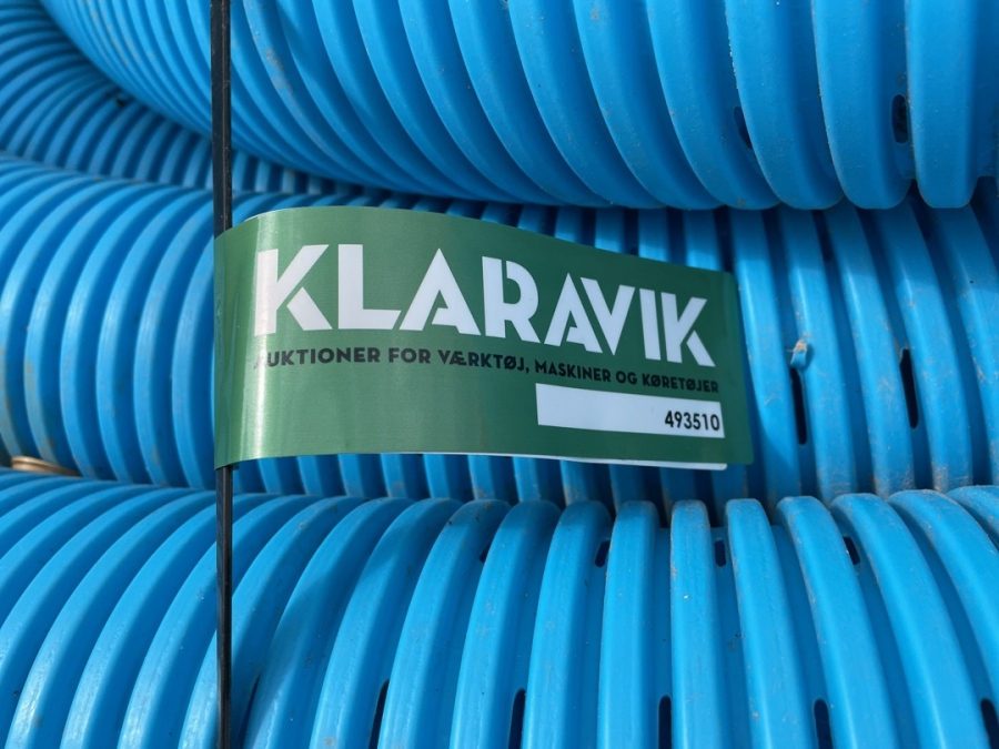 Klaravik Auktioner | Blandet lot med rør