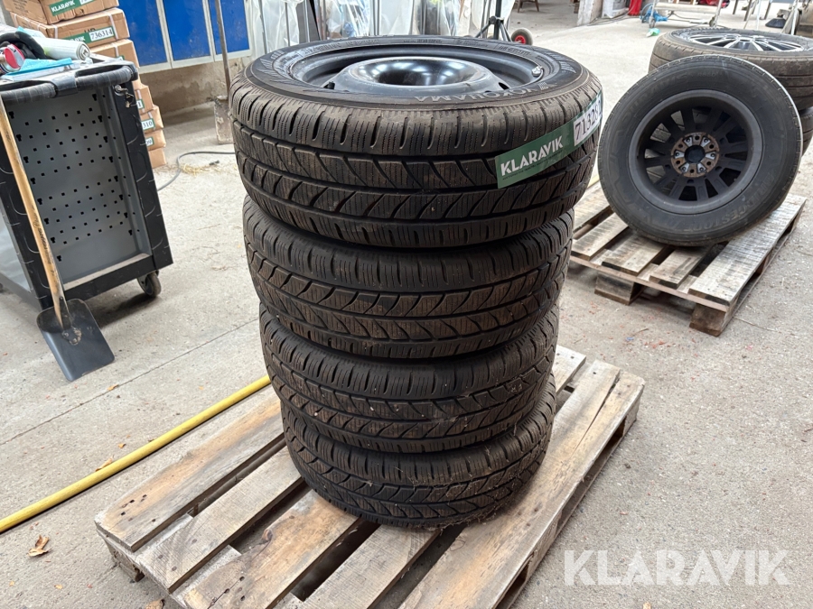 Dæk til varebil Yokohama WY01 - 4 styk