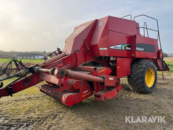 Ballepresser New Holland 4860 minibig