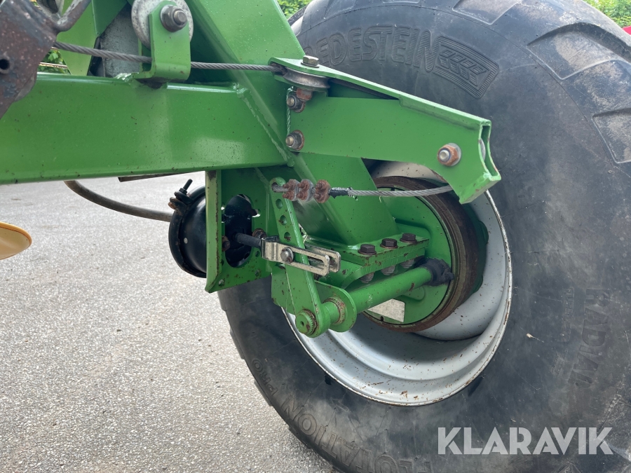 Krone Swadro 1400