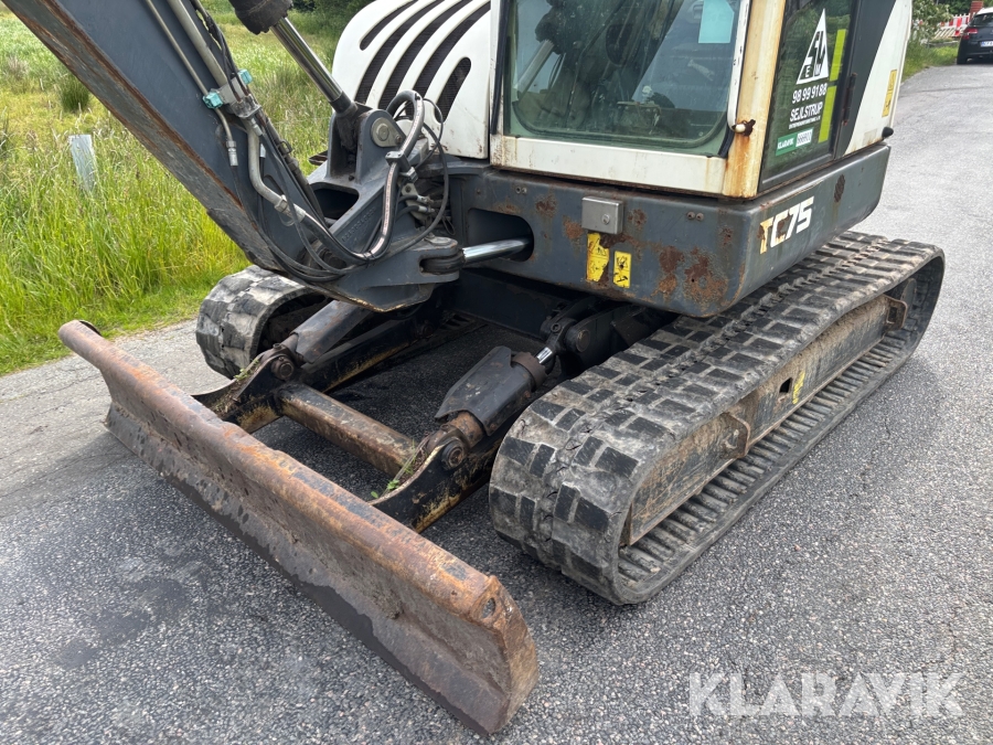 Gravemaskine Terex TV75 med tilbehør