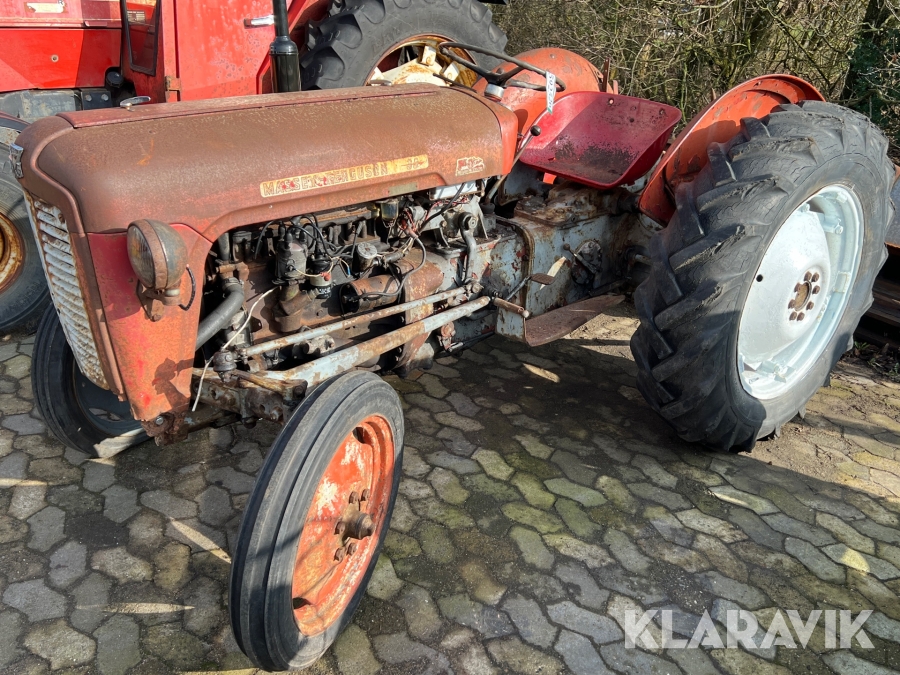 Traktor Massey Ferguson 35, Skive, Klaravik auktioner