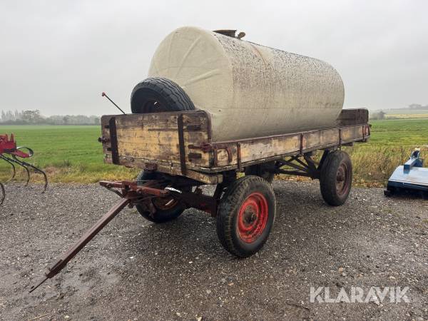 Vandvogn med glasfibertank