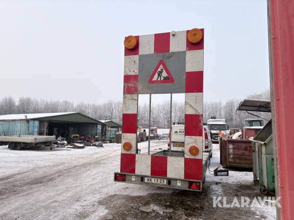 Skiltetrailer PHV