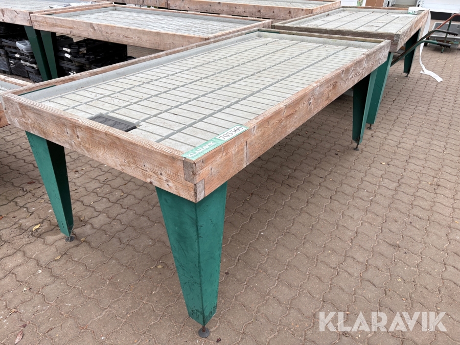 Borde med undervanding 5 styk