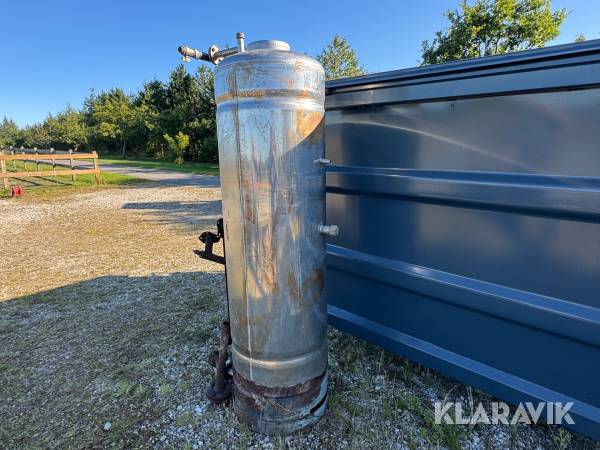 Rustfri tank