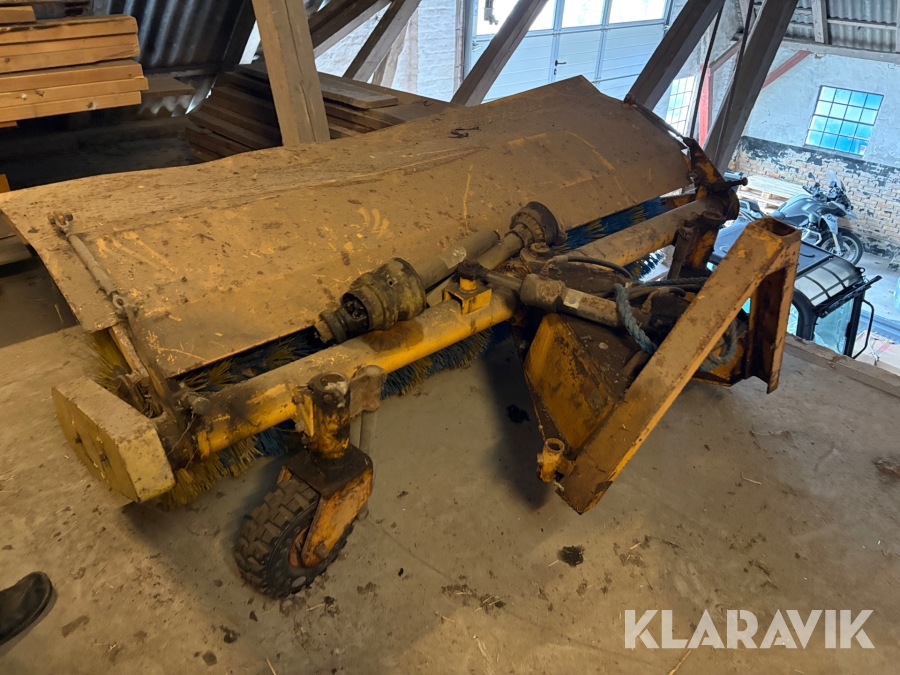 Fejemaskine til traktor