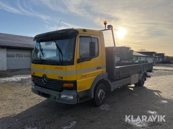 Lastbil Mercedes Atego