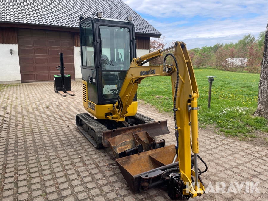 Minigraver Komatsu PC16R med skovle