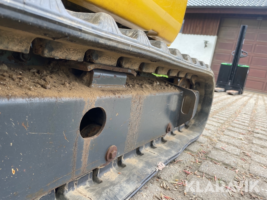 Minigraver Komatsu PC16R med skovle