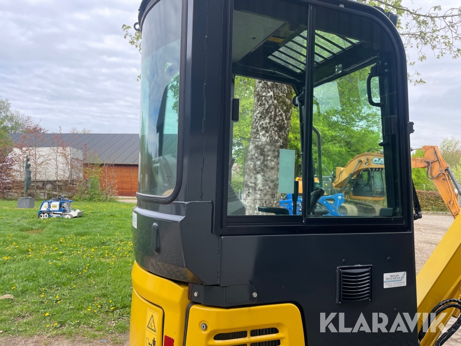 Minigraver Komatsu PC16R med skovle