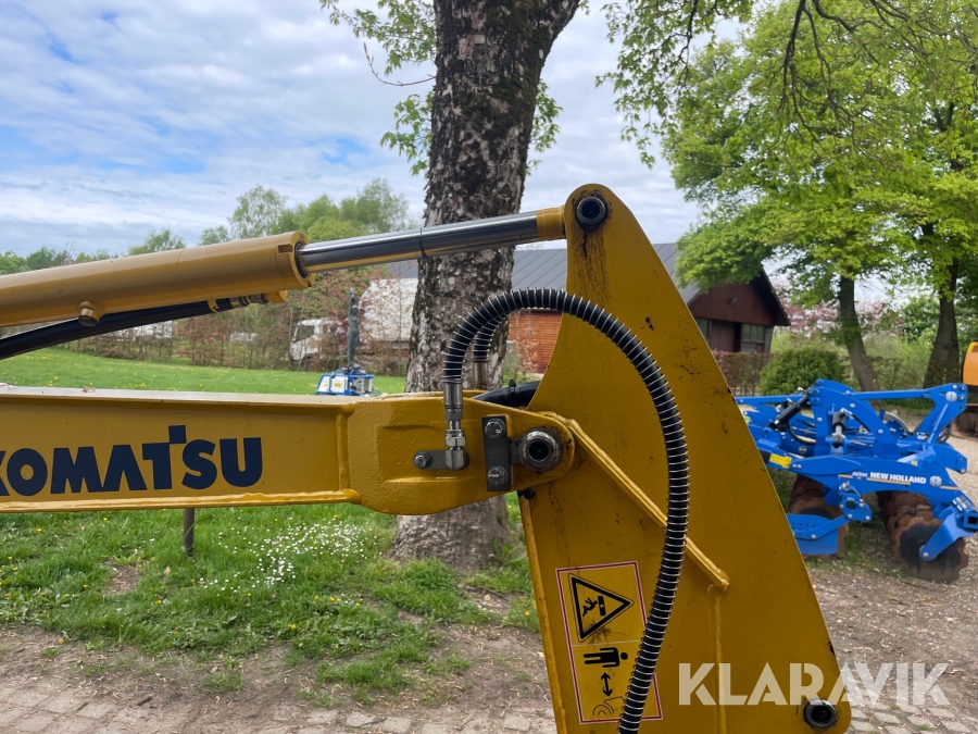 Minigraver Komatsu PC16R med skovle