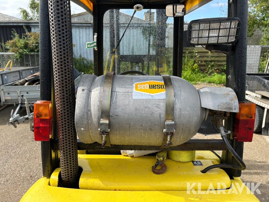 Gas truck HMT G1633