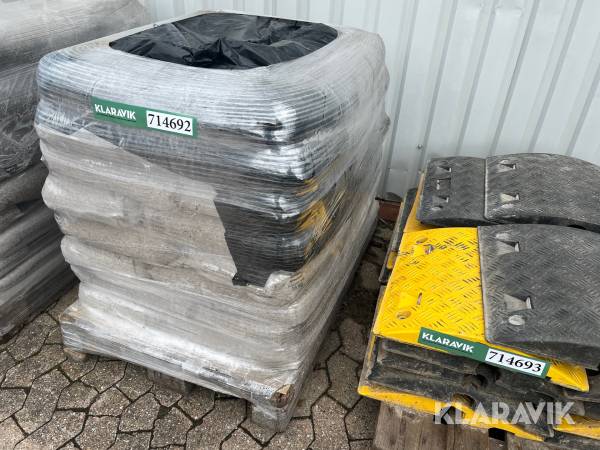 Strøsand 25 kg sække 40 sække