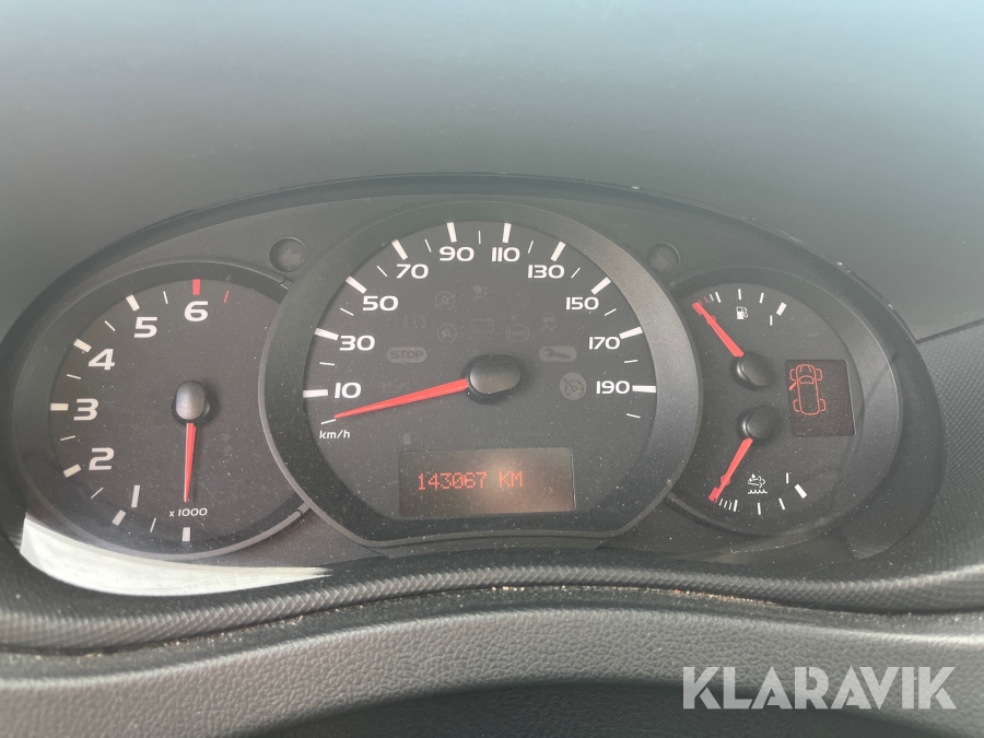 Varebil Nissan NV400 2,3 DCI 145