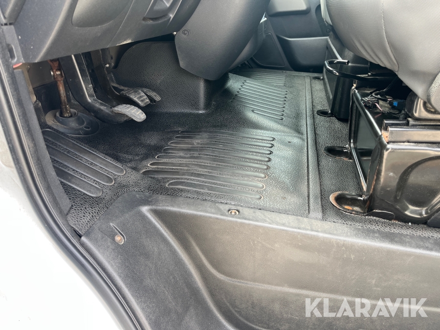 Varebil Nissan NV400 2,3 DCI 145