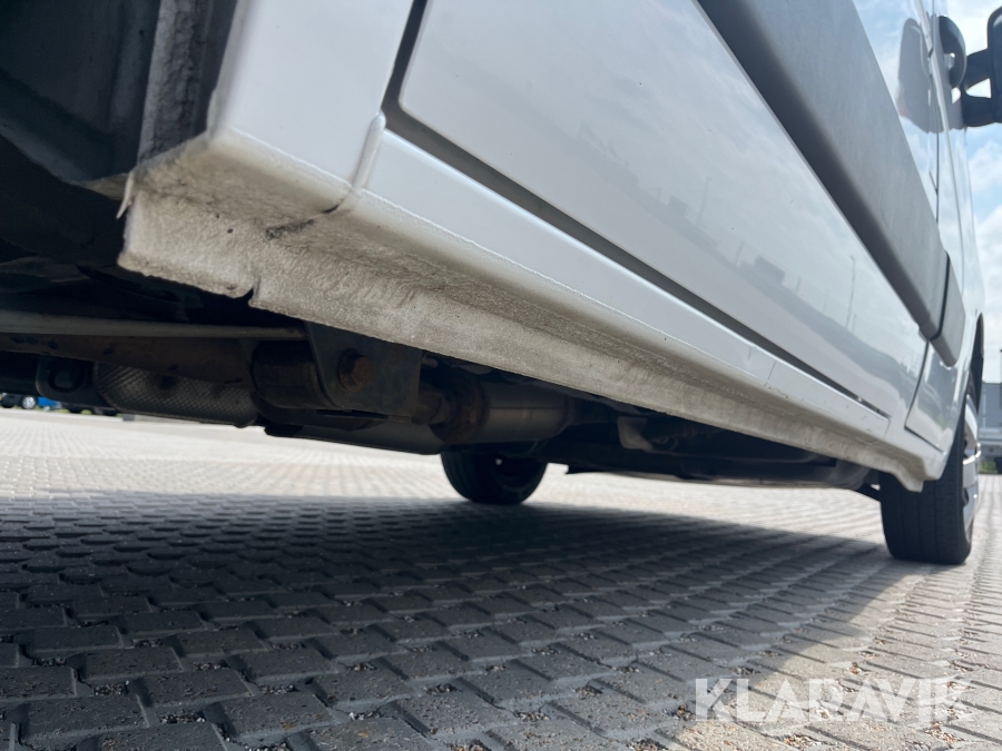 Varebil Nissan NV400 2,3 DCI 145