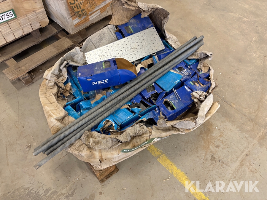 Lot: bolte og gevindstænger NKT Assorteret størrelser