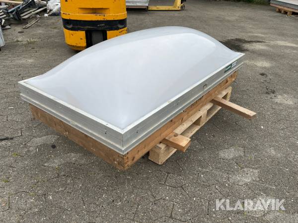 Ovenlys kuppel Plastmo med ramme og opluk