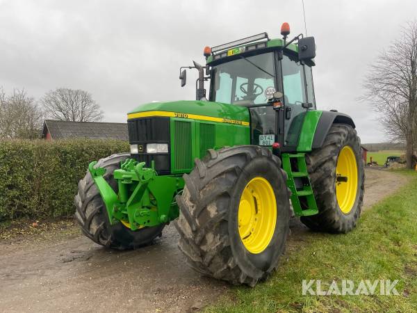 Traktor John Deere 7810
