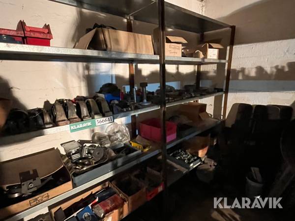 Blandet lot Lejer, flanger, remme, generator og diverse andet