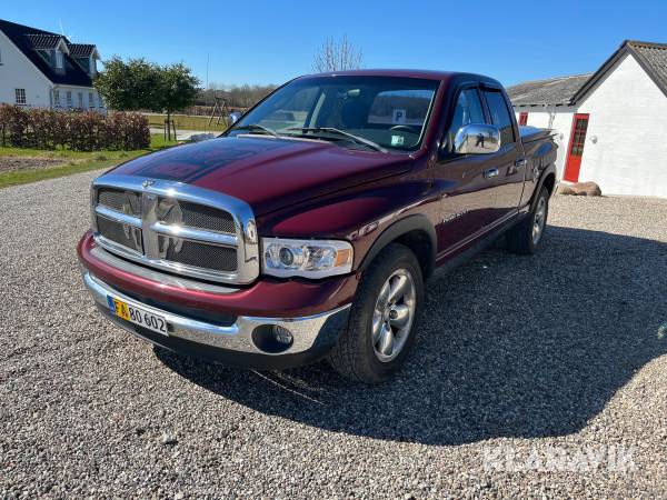 Pickup Truck Dodge Ram 1500 Hemi 5.7 V8
