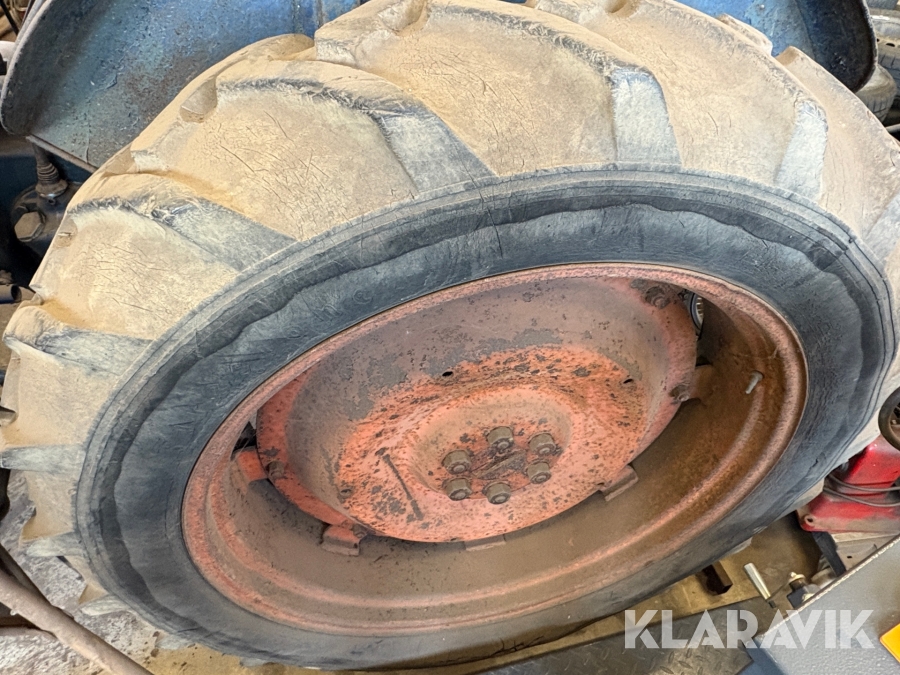 Veteran traktor Fordson major