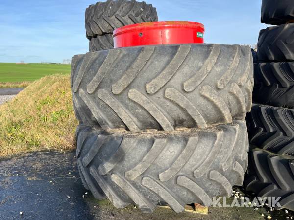 Tvillingehjul BKT Agrimax Fortis 710/75R42 med 8 låse