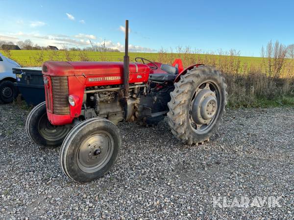 Veterantraktor Massey Ferguson 65