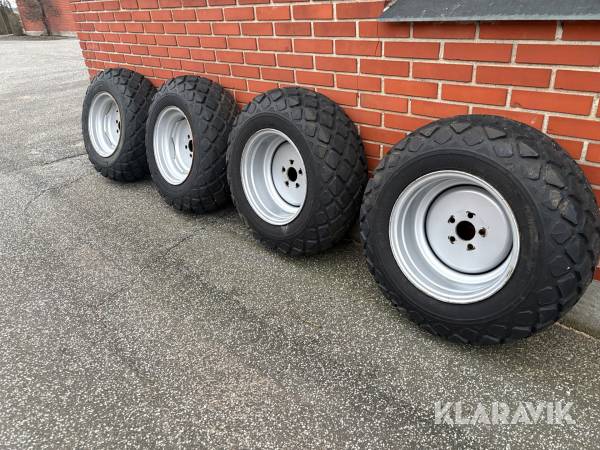 Dæk Continental Implement