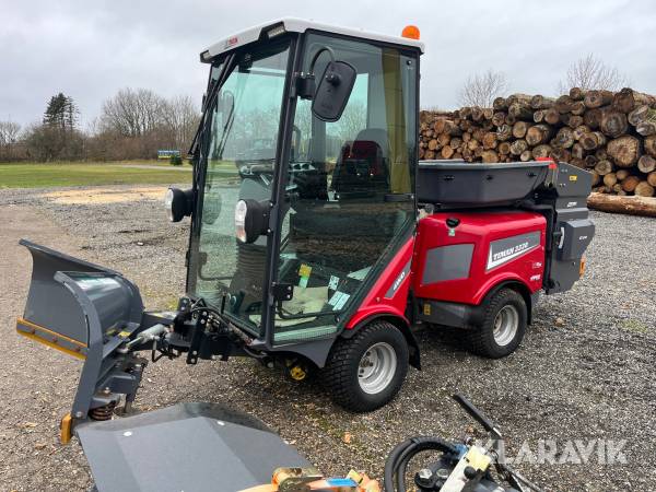 Redskabsbærer Timan 3330