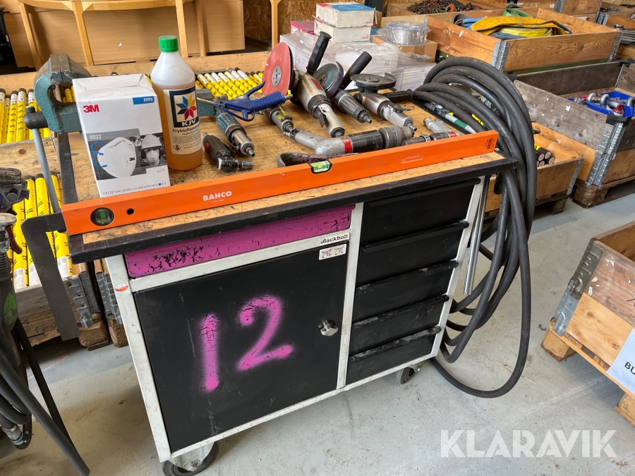 Værkstedvogn med udstyr